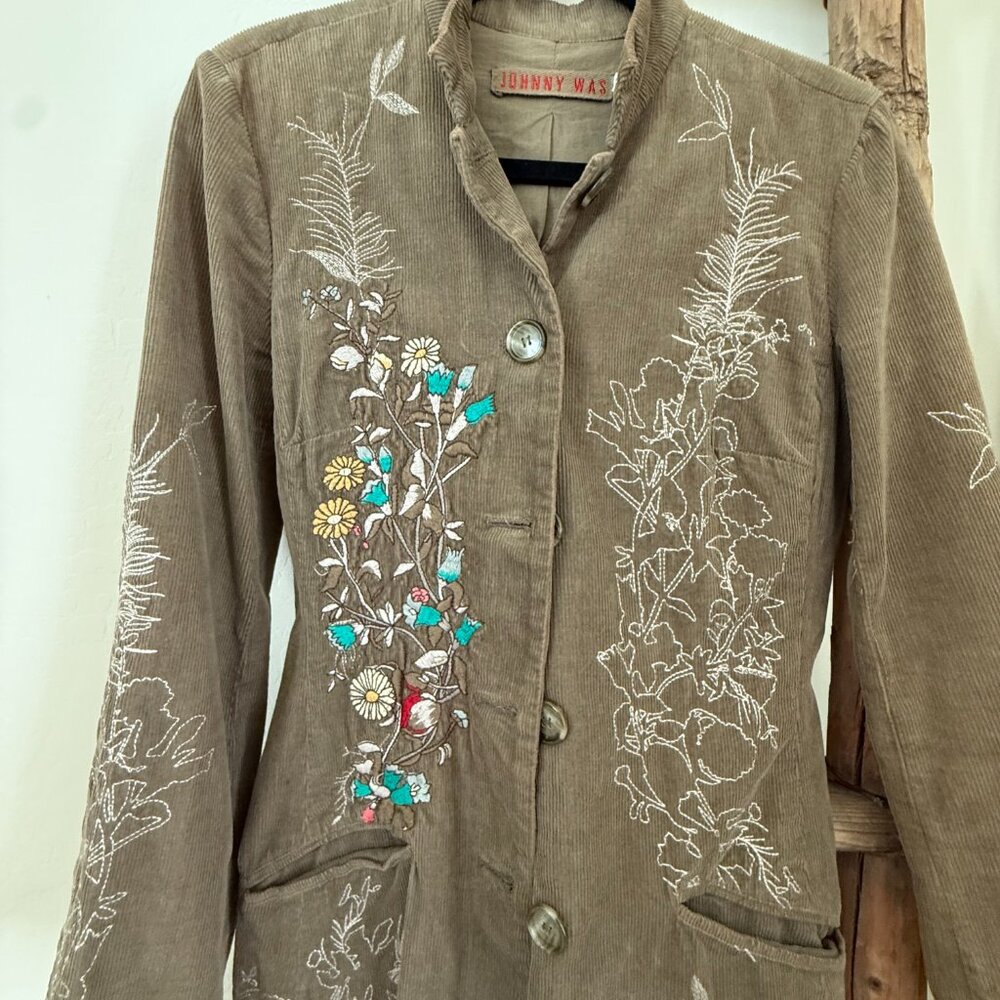 VTG Johnny Was Light Brown w/ Embroidery Long Corduroy Jacket Sz S - Picture 2 of 7